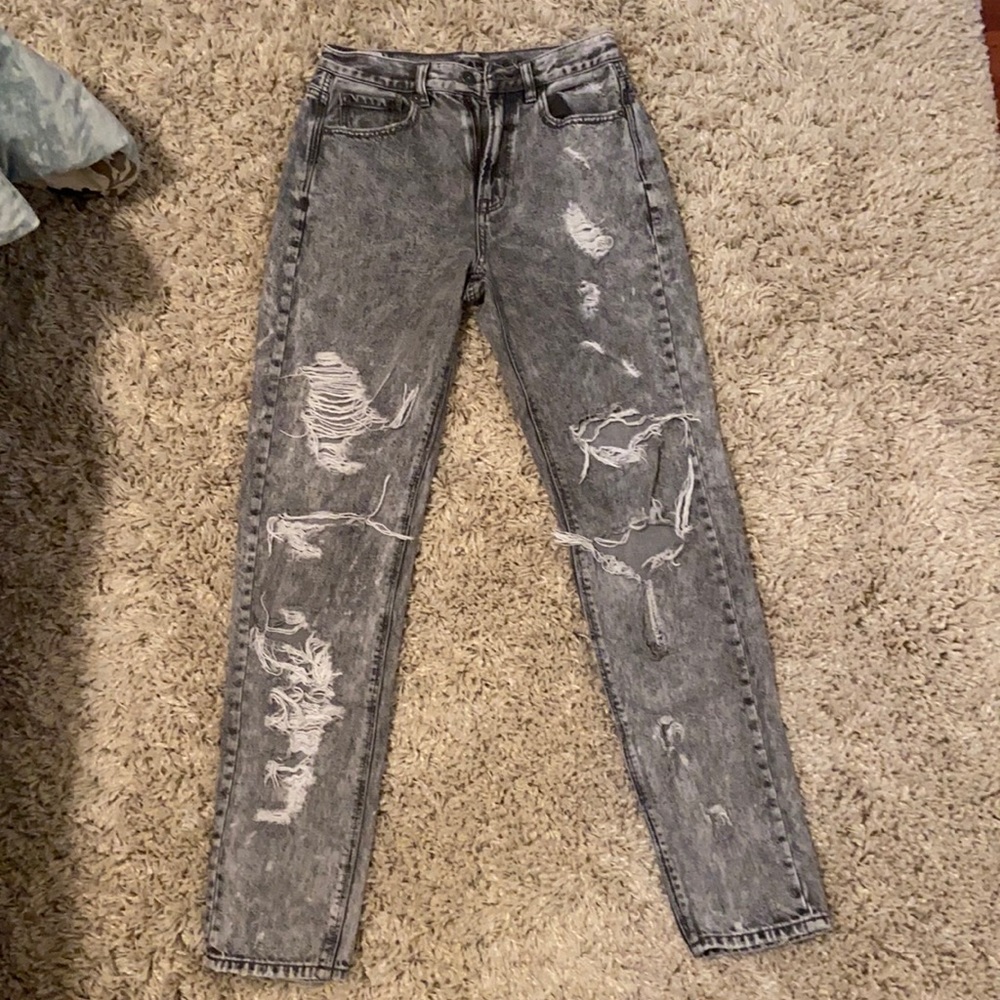grey/ black mom jeans